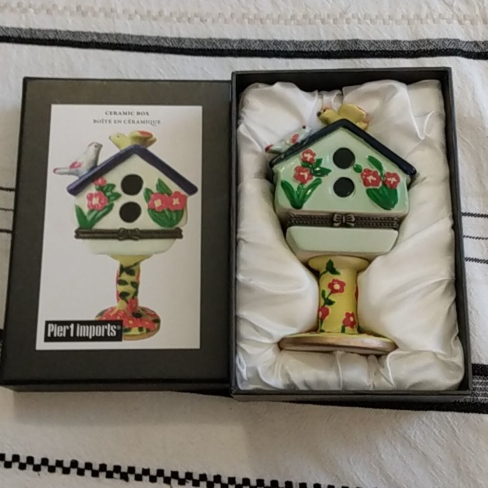New Pier 1 Ceramic Hinged Box